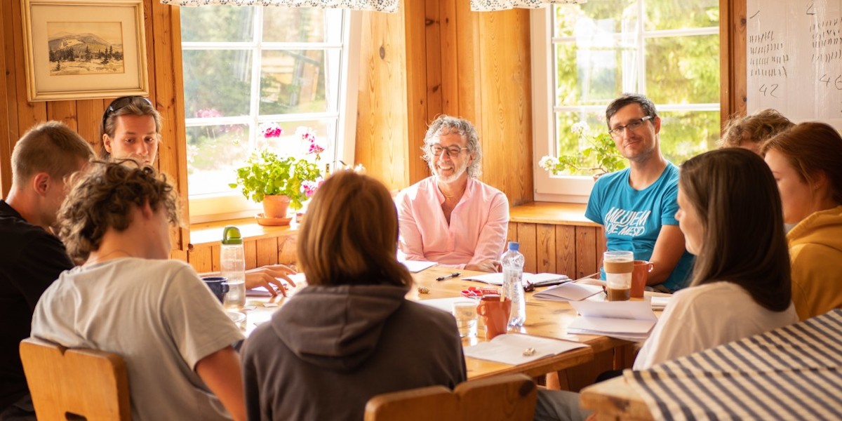 In-Life, English Camp 2022 - jedna z tématických diskuzí
